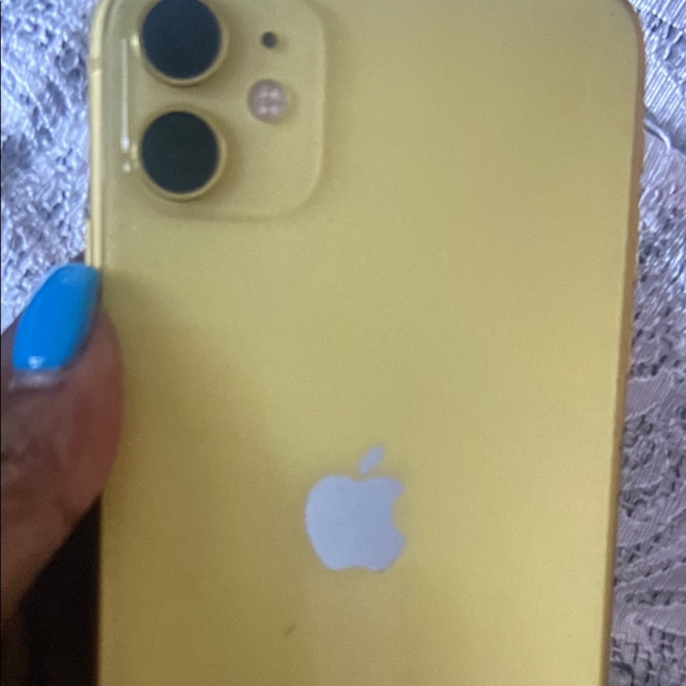 Yellow iPhone 11 unlocked to all carriers